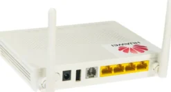 Huawei Huawei ONT HG8546M GPON) 1x SC/UPC 1x GE 3x FE 1x POTS 1x USB WIFI HG8546M