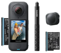 Insta360 X4AIR STARTER BUNDLE