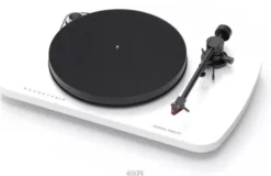 Musical Fidelity Round Table S White 2M Red