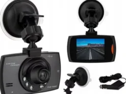 TECHONIC WIDEOREJESTRATOR KAMERA REJESTRATOR JAZDY FULL HD W04 0,15KG