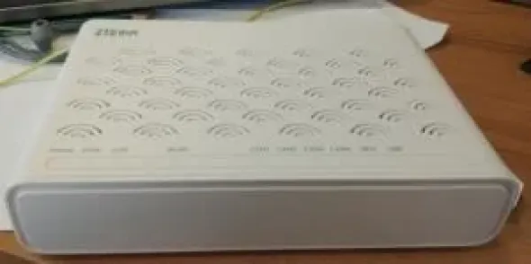 ZTE ZTE F600W GPON ONU 1GE+3FE+WIFI) F600W